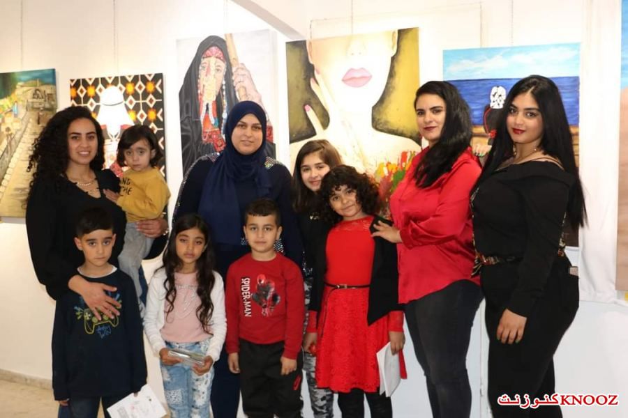 جاليري زركشي تستضيف 40 فنانا تشكيليا في في معرض: 